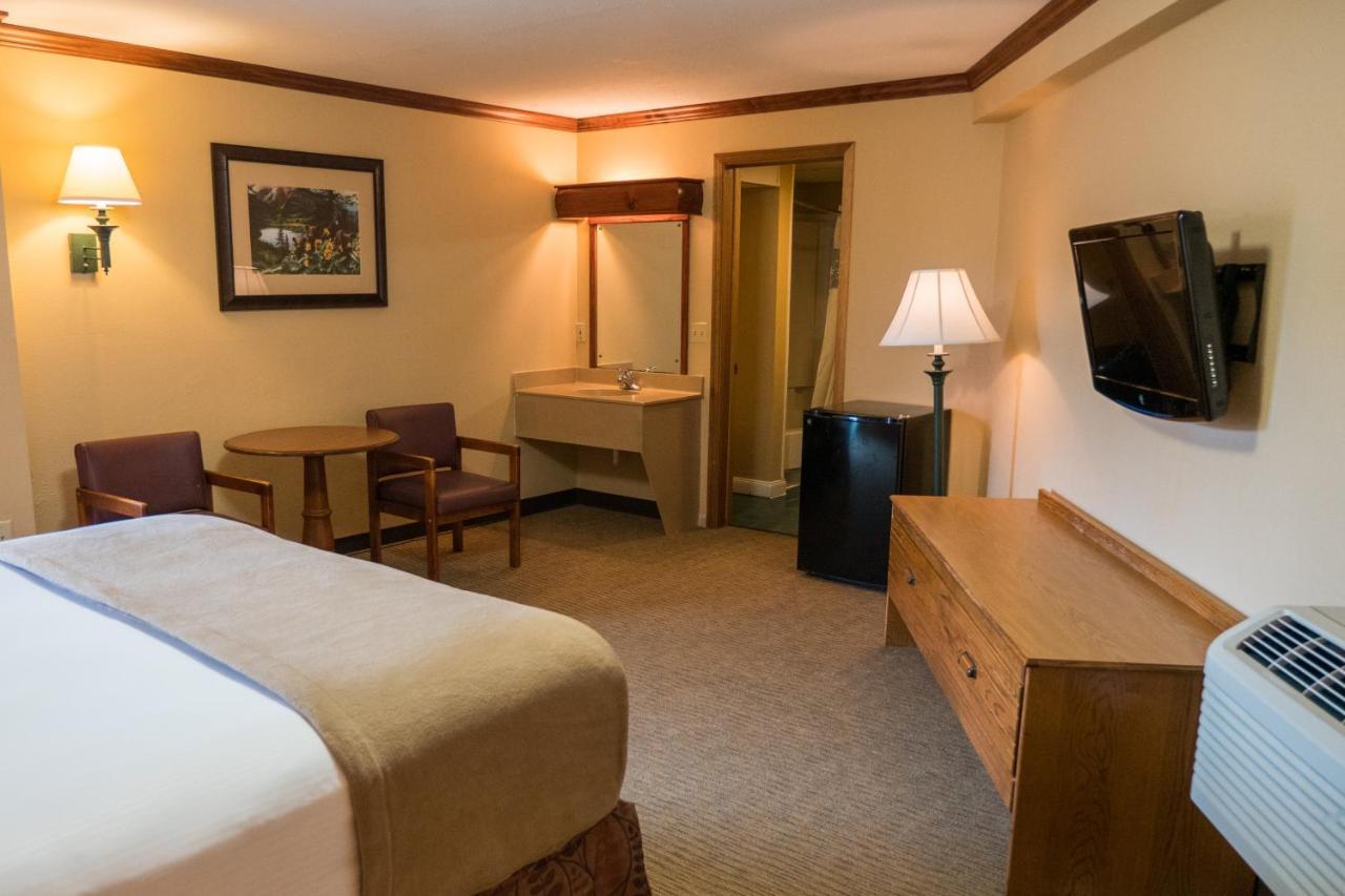 Wild Bear Inn Pigeon Forge Exterior foto
