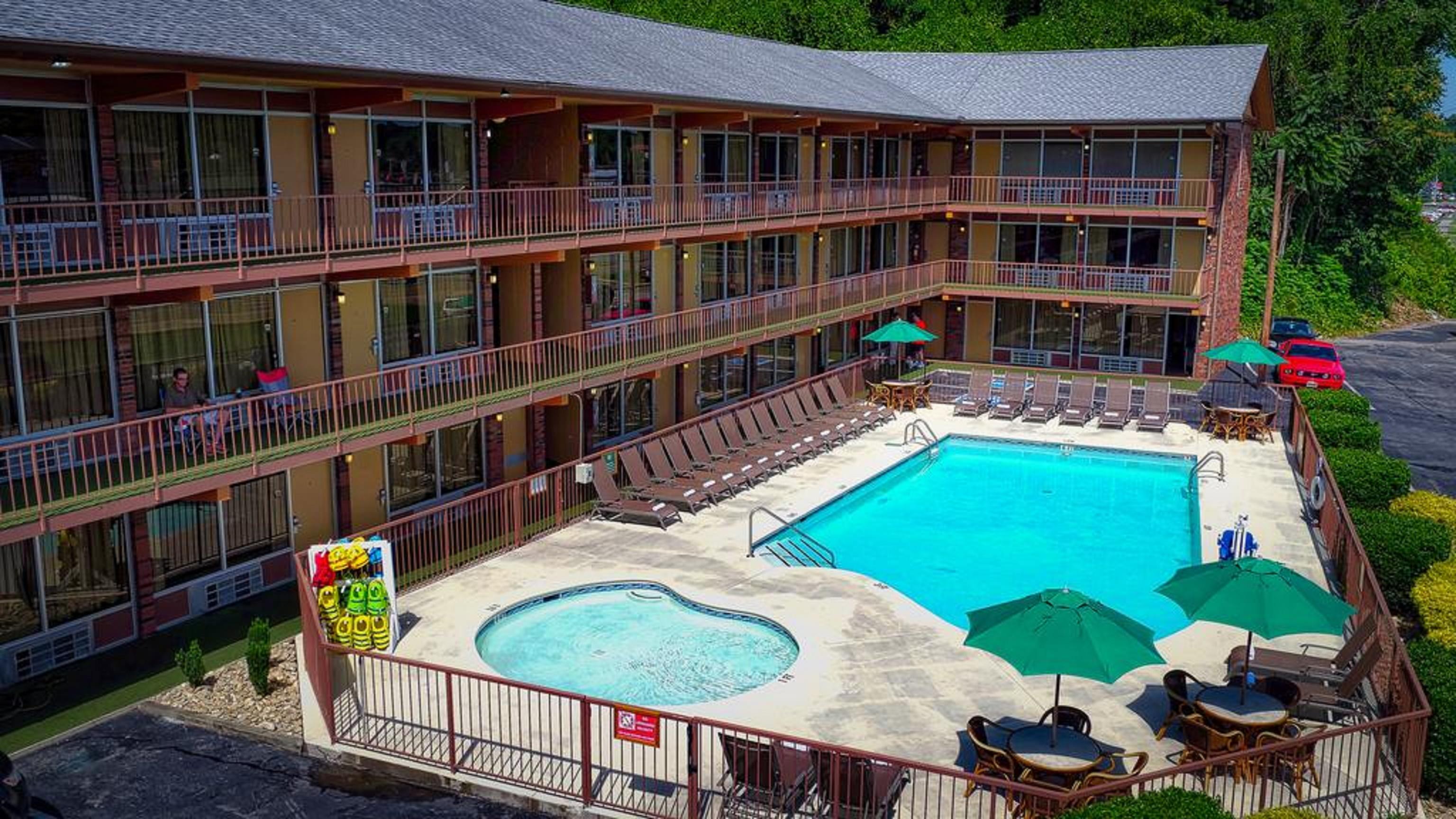 Wild Bear Inn Pigeon Forge Exterior foto