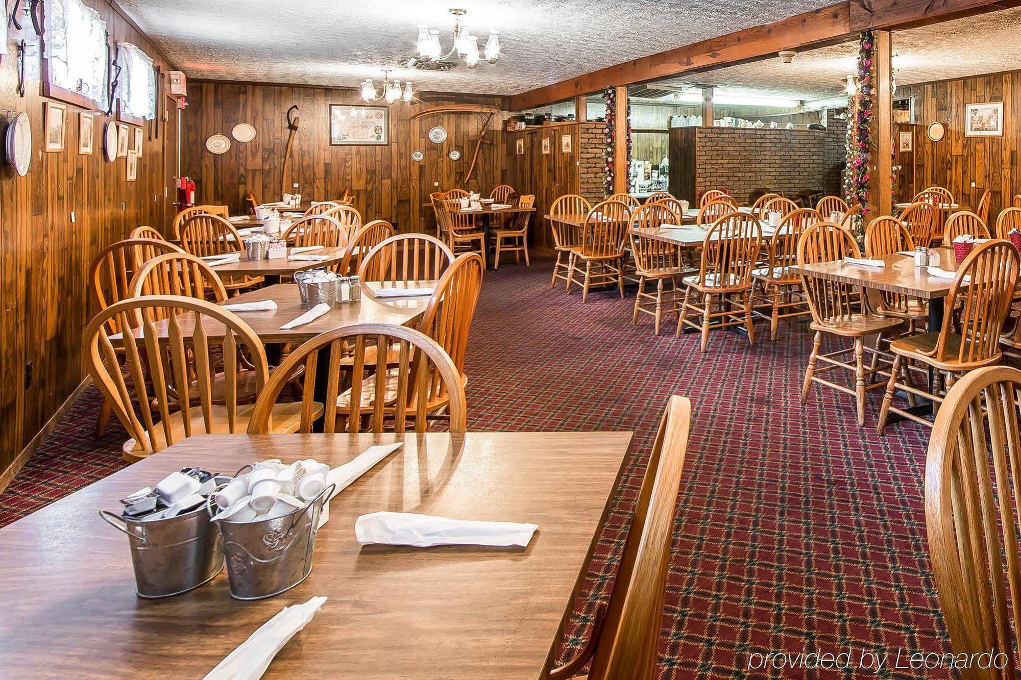 Wild Bear Inn Pigeon Forge Exterior foto